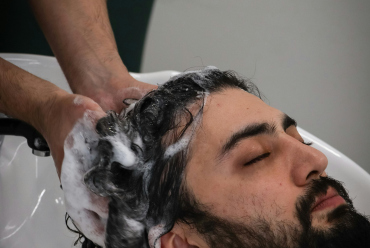 Is Your Scalp Crying Out for Help? Why You Need a Detox Treatment for Hair And Why It’s Not What You Think